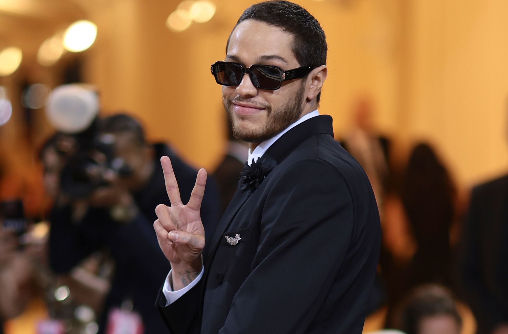 Η πολυτάραχη ζωή του Pete Davidson