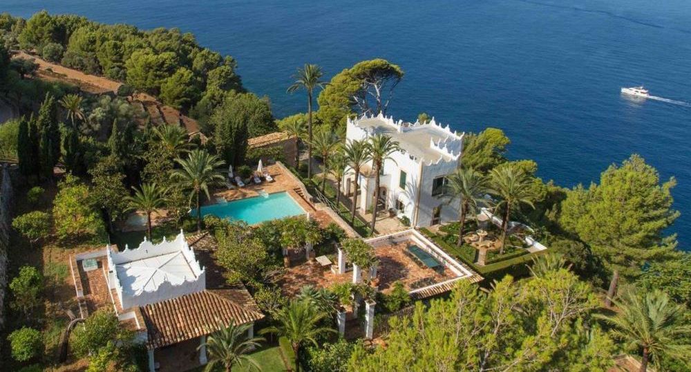 Ο Michael Douglas πουλά την έπαυλή του στη Μαγιόρκα