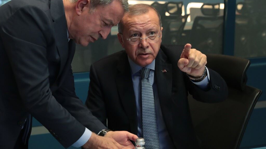 Η Τουρκία είναι πιο απομονωμένη από ποτέ σύμφωνα με το Bloomberg