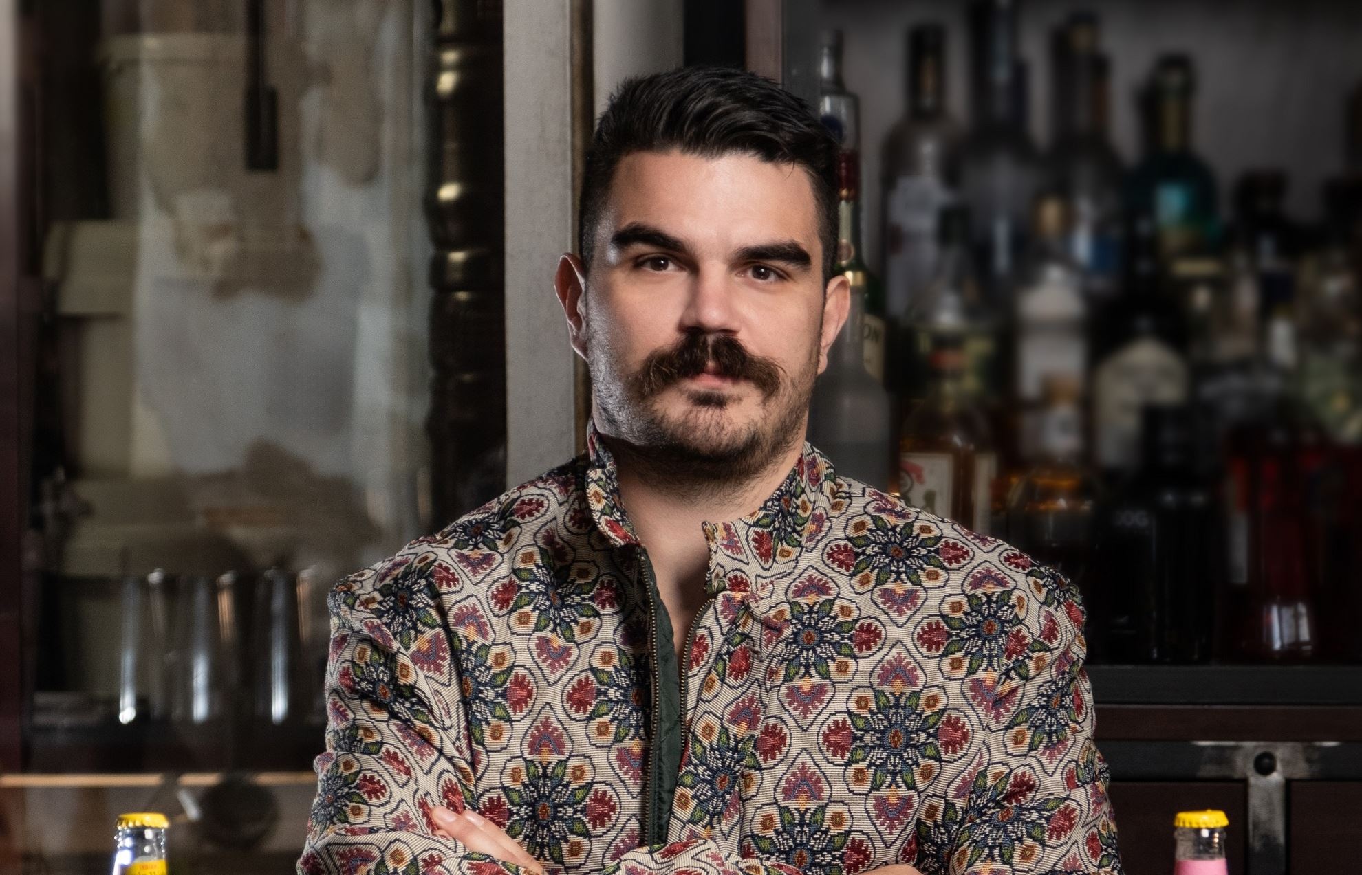 Τα gin & tonics του Βασίλη Κυρίτση