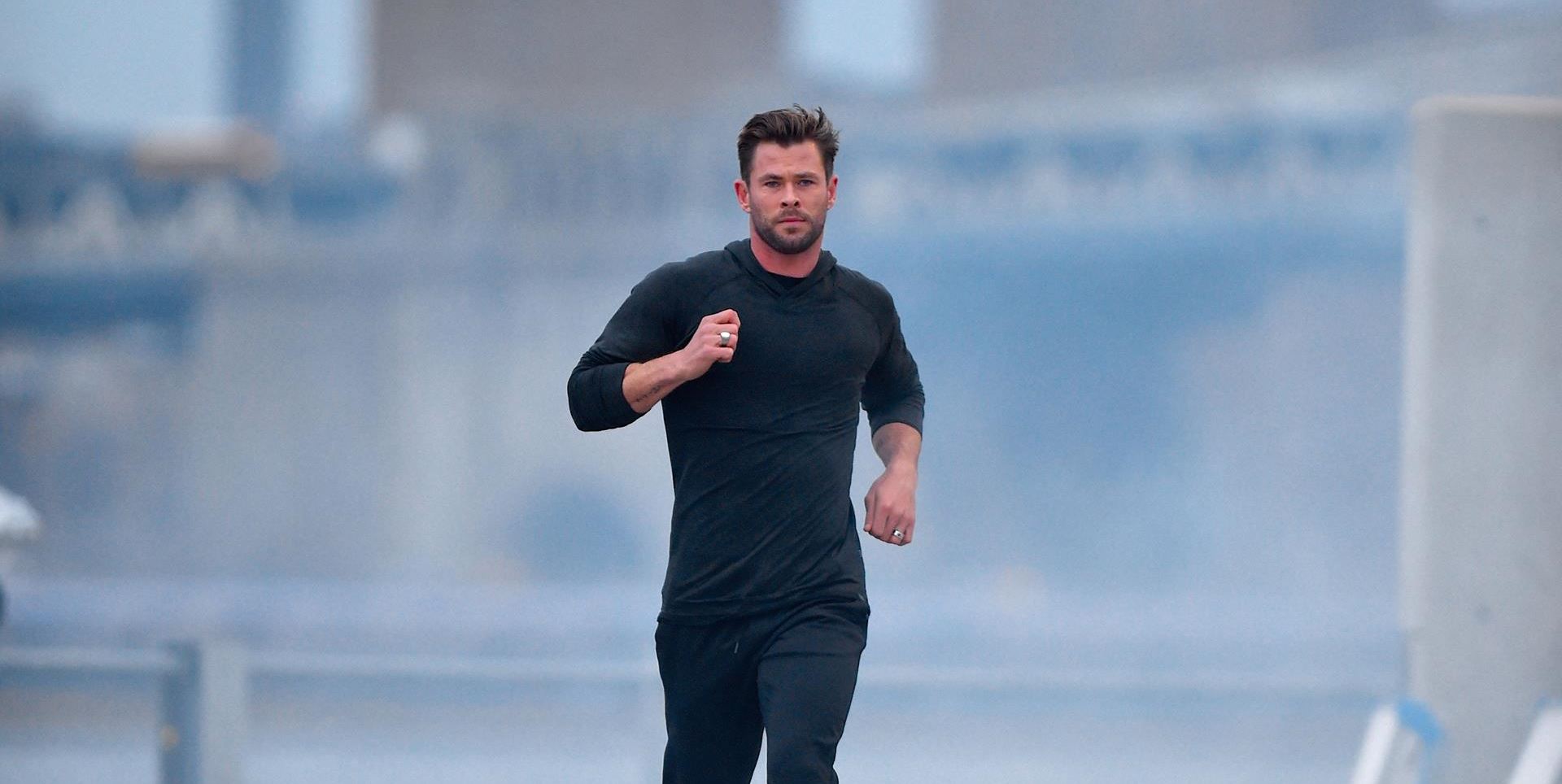 Ο Chris Hemsworth μεταμορφώνεται σε Hulk Hogan