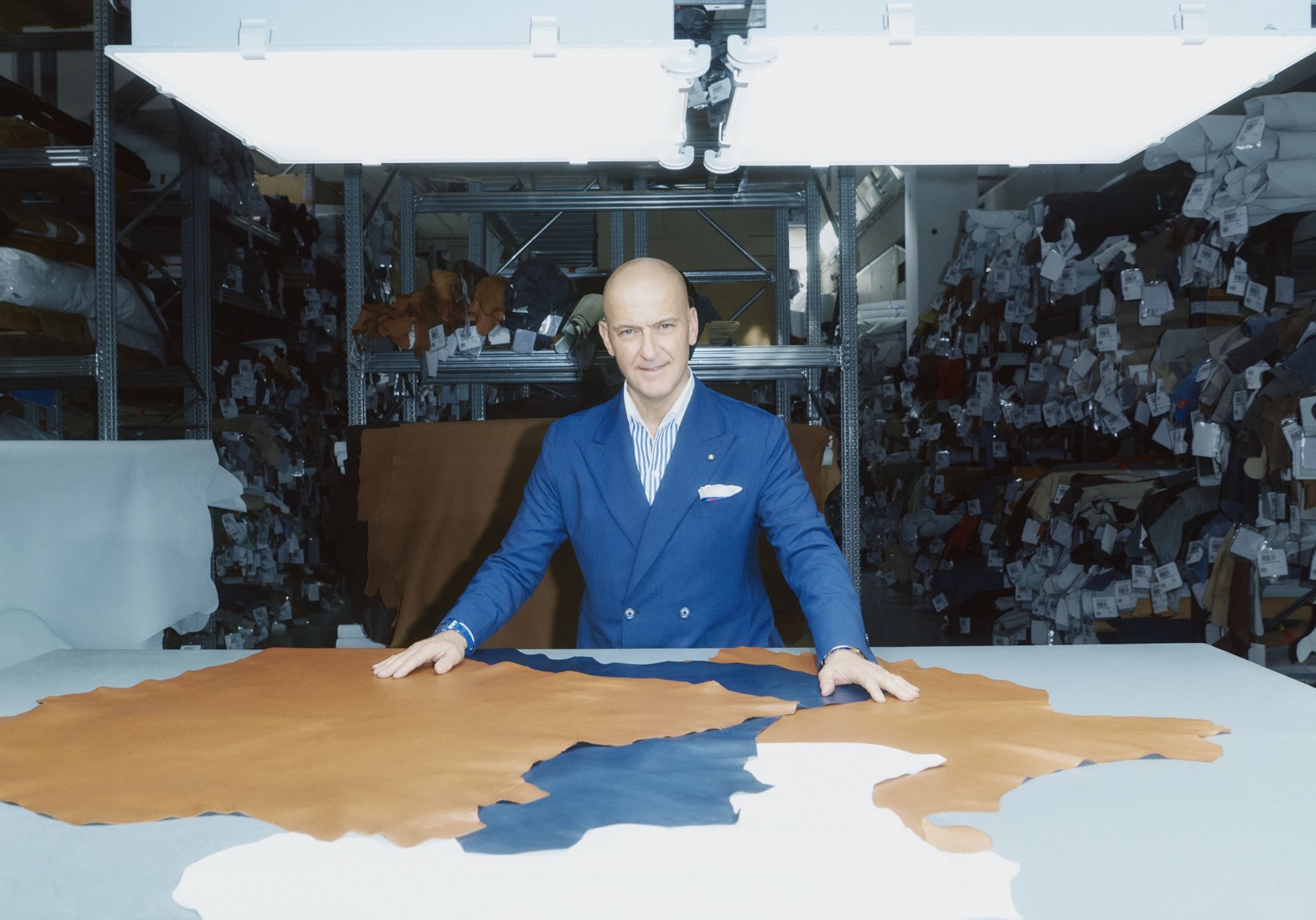 Περπατώντας προς την πολυτέλεια του μέλλοντος με τον Giuseppe Santoni