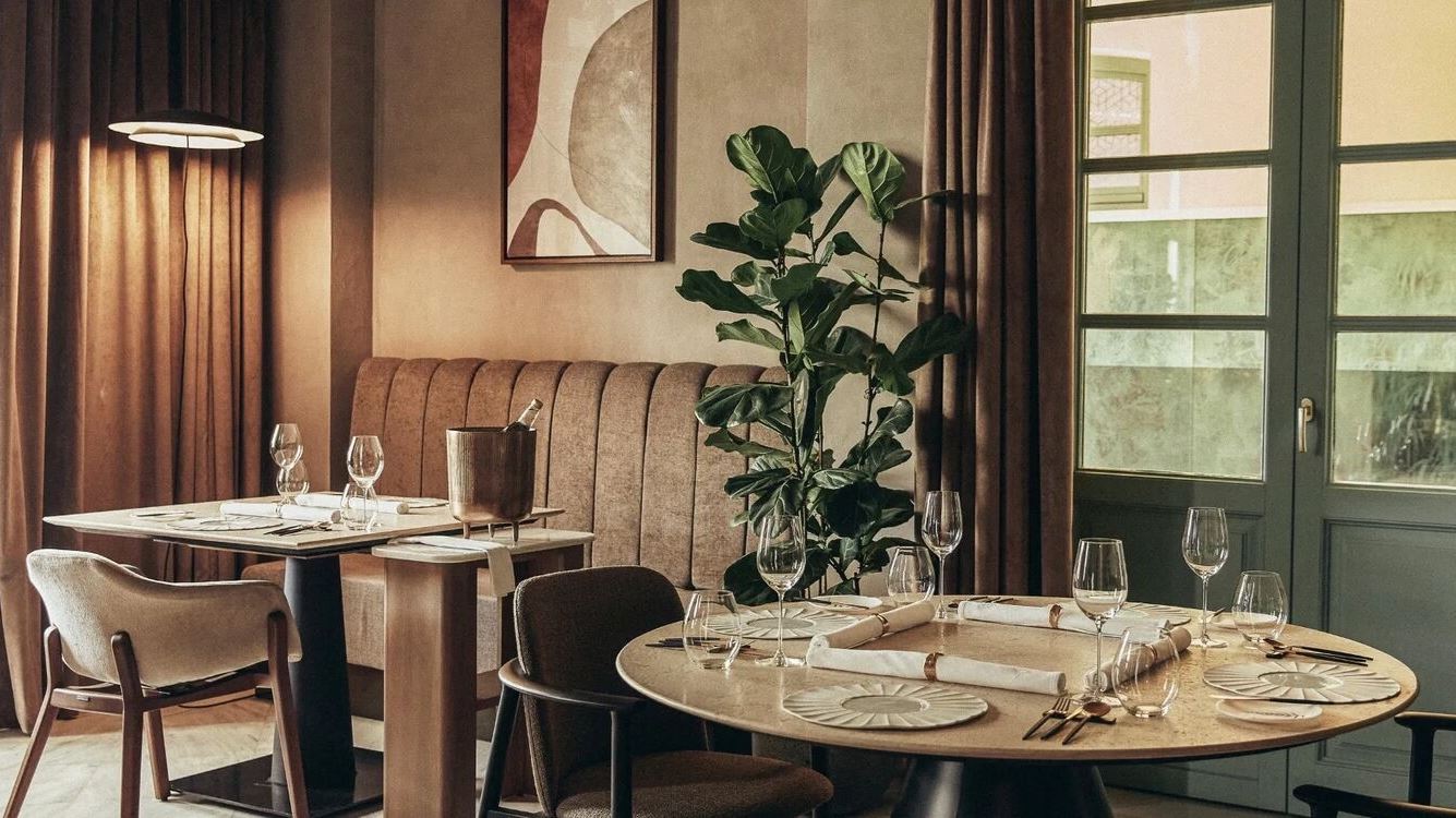 Γαστρονομικές εμπειρίες και δείπνο Αγίου Βαλεντίνου στο Makris Athens by Domes