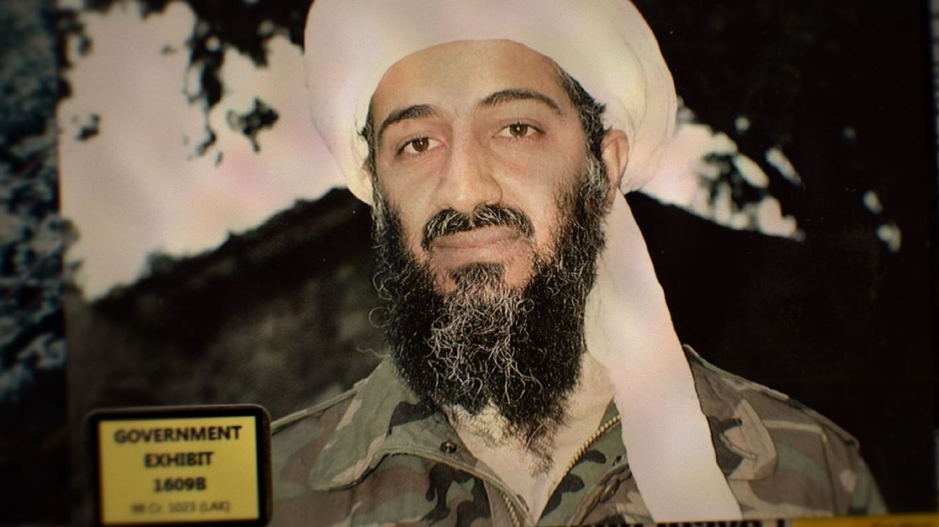 Όλοι προσκυνούν αυτήν τη νέα μίνι σειρά του Netflix