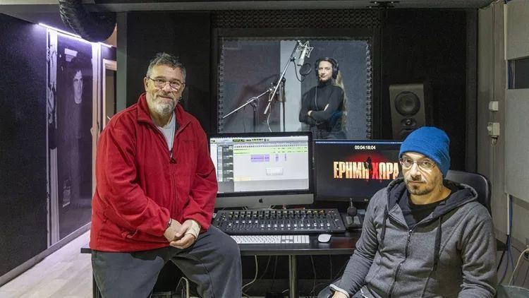 Οι άνθρωποι που εξασφαλίζουν ισότιμη πρόσβαση στις σειρές για όλους