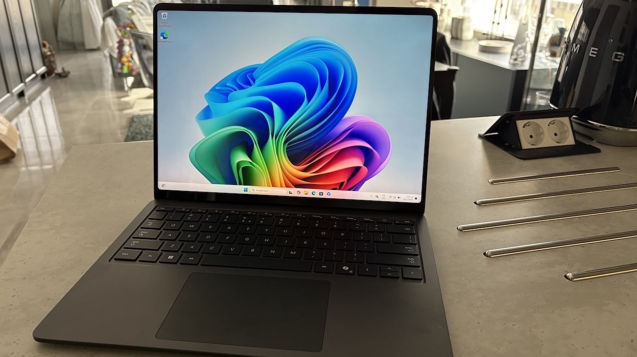 Το Microsoft Surface Laptop 7 με το Copilot είναι ένα βήμα προς την ολοκληρωμένη χρήση AI [Tech Review]