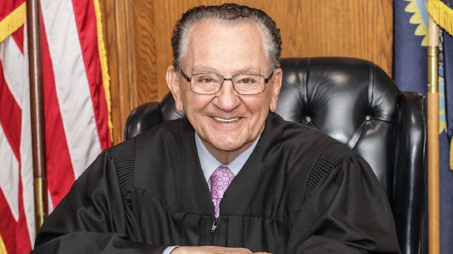 Πέθανε 'ο πιο καλόκαρδος δικαστής στον κόσμο', ο Frank Caprio