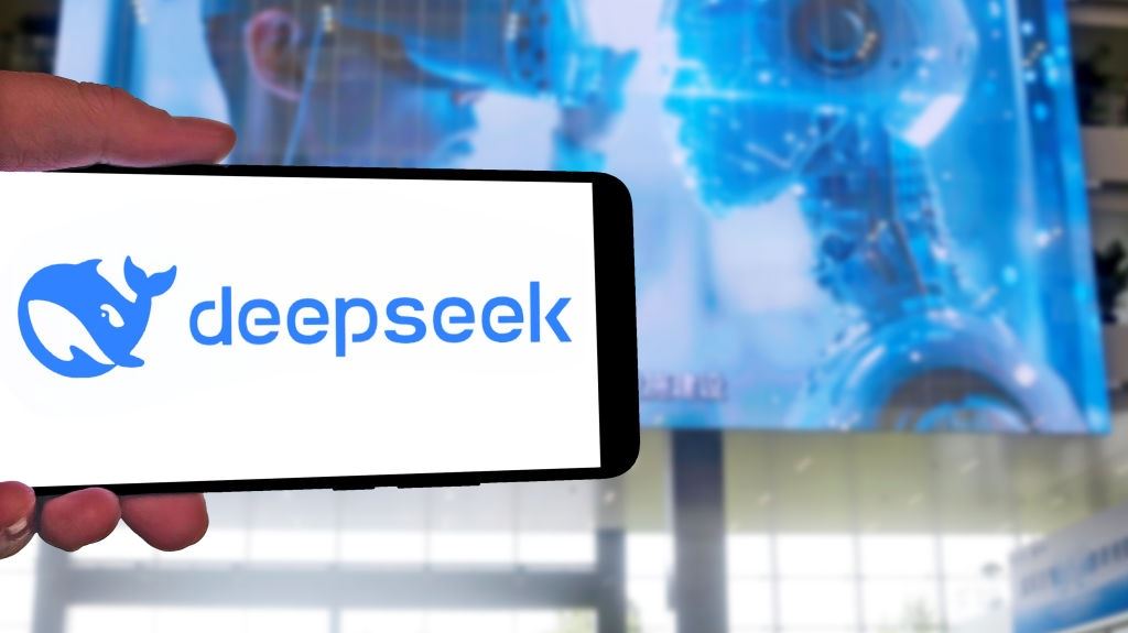 Πώς να δοκιμάσεις το DeepSeek AI και γιατί ίσως δεν πρέπει να το κάνεις