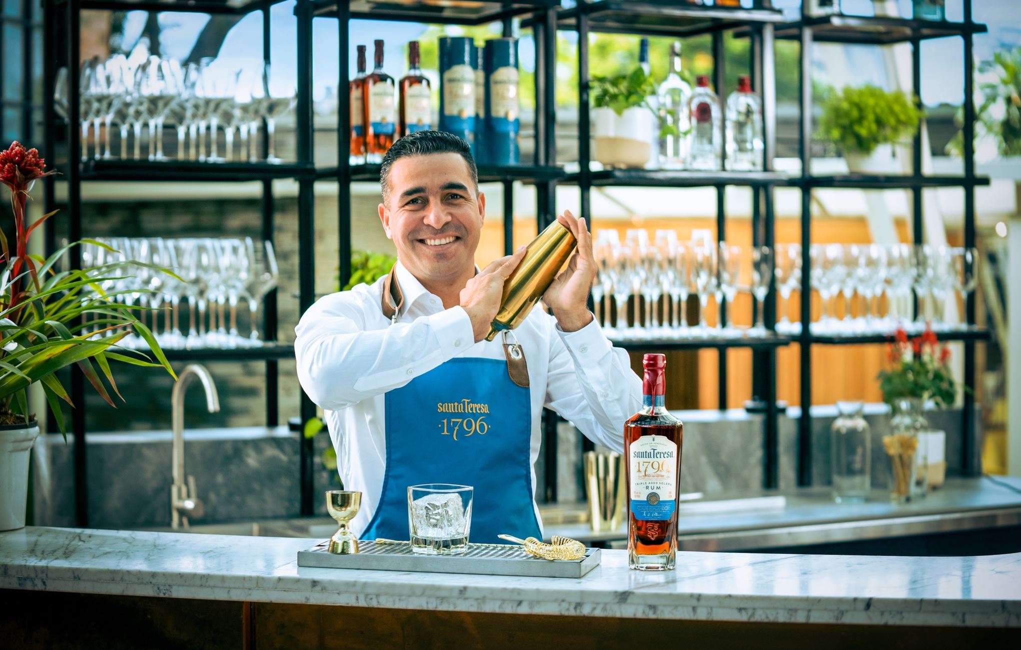 Anther Herrera, από μέλος συμμορίας στη Βενεζουέλα, ambassador για το ρούμι Santa Teresa 1796