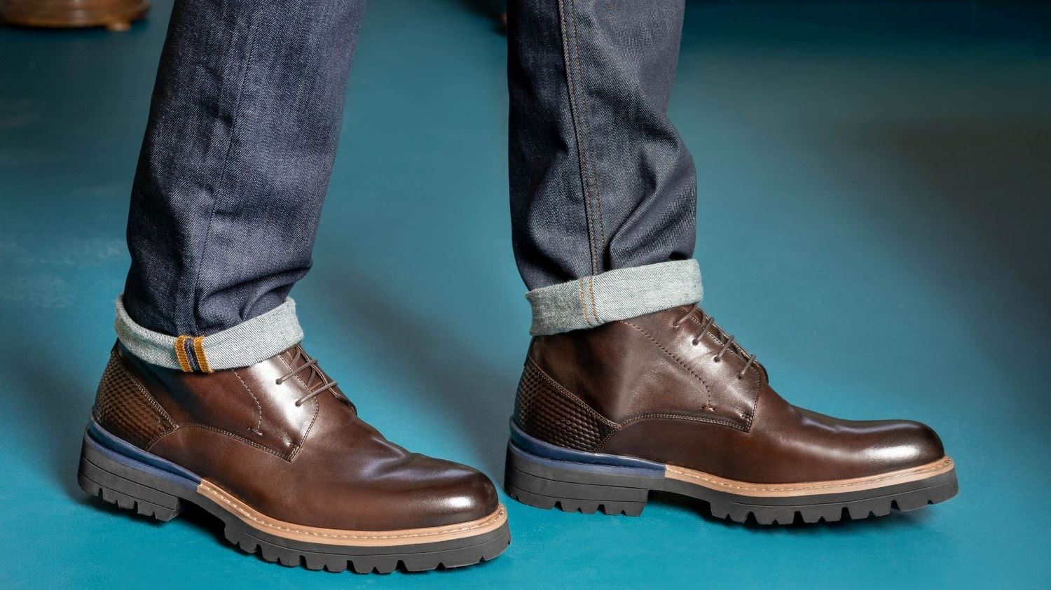 Aπογειώνοντας την έννοια της κομψότητας με Tsakiris Mallas