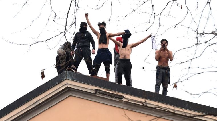 Στην Ιταλία υπάρχει φόβος για σοβαρές κοινωνικές αναταραχές