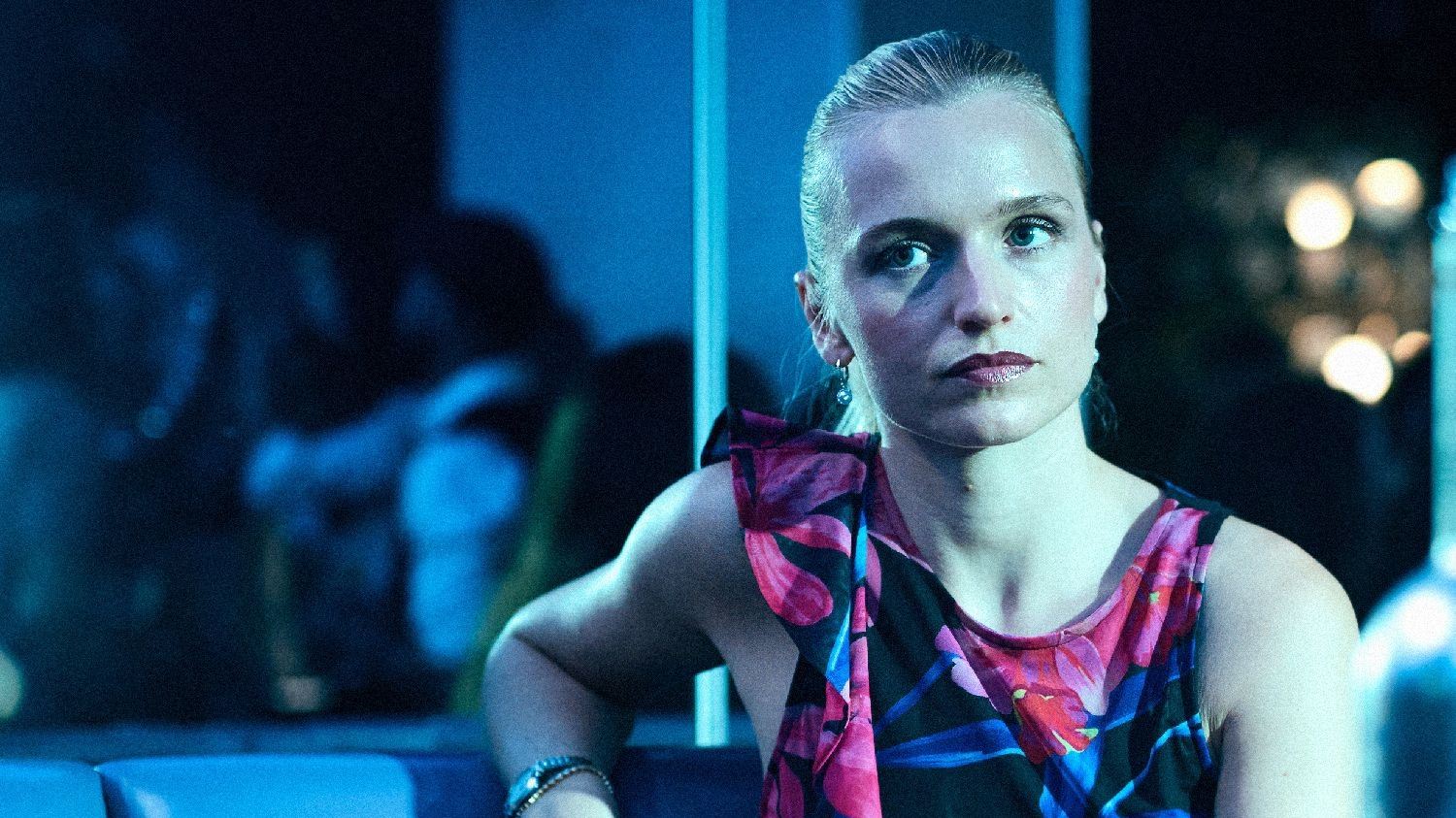 Όλοι έχουν 'κολλήσει' με αυτήν τη νέα σειρά του Netflix