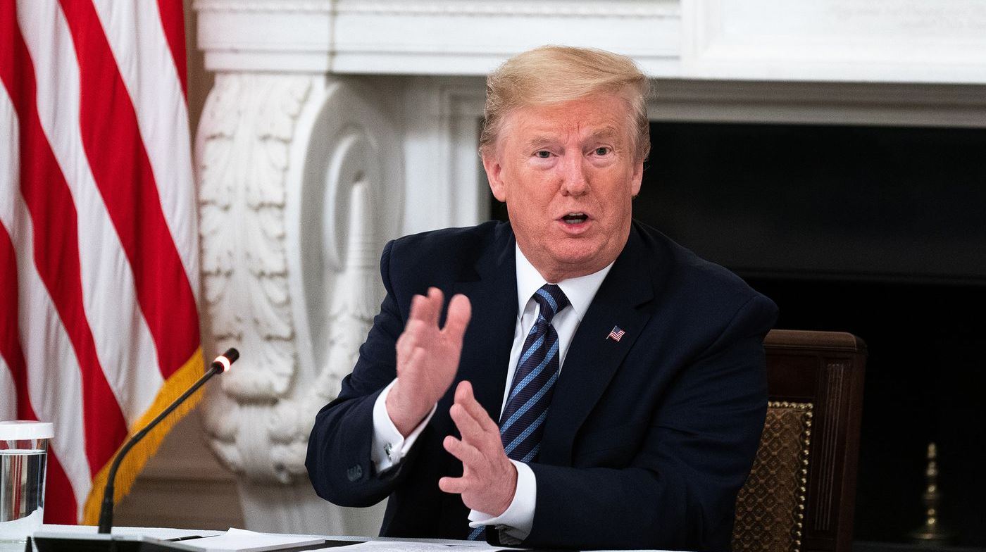 O Donald Trump πιστεύει ότι ο κορονοϊός θα εξαφανιστεί χωρίς εμβόλιο